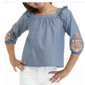 Crown and Ivy girls embroidered top